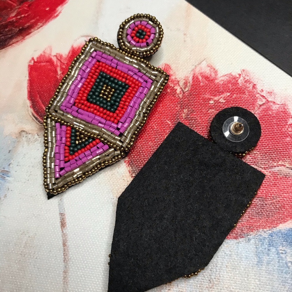 NEW Color Earrings ❤️ - Picture 3 of 3